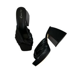 Circus by Sam Edelman Marianna Twisted Front Block Heel Black Sandals Size 7.5